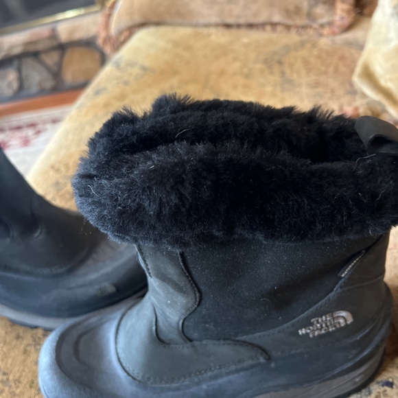 The North Face Hiking Boot - Picture 3 of 5